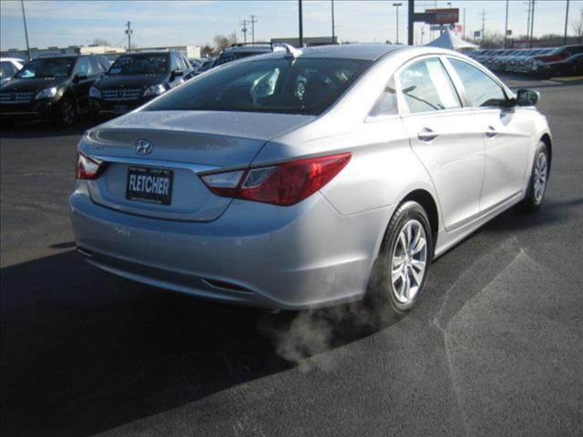 Hyundai Sonata 2011 photo 5