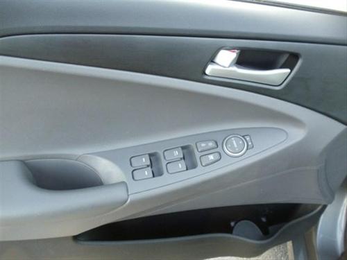 Hyundai Sonata 2011 photo 3