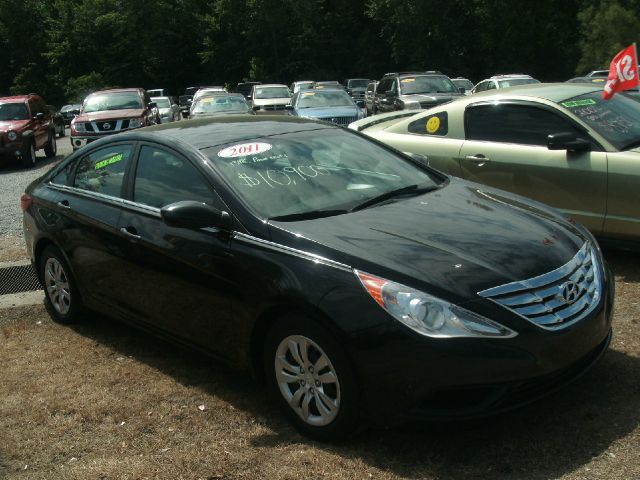 Hyundai Sonata 2011 photo 1