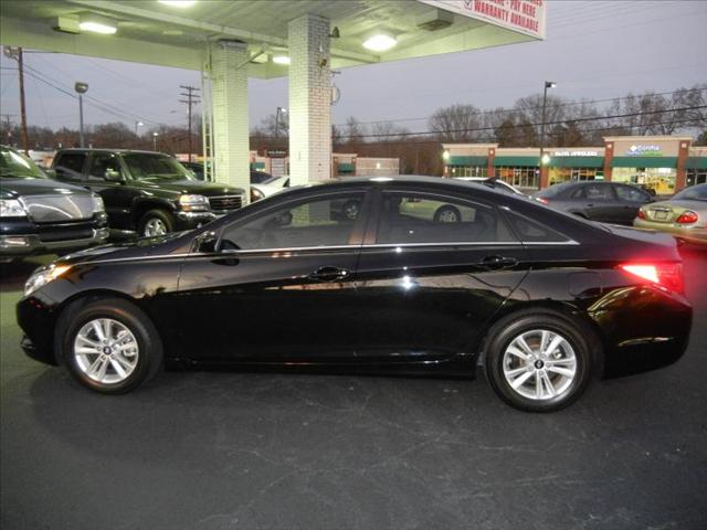 Hyundai Sonata 2011 photo 4