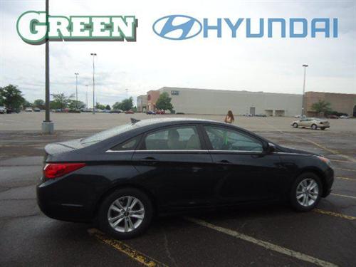 Hyundai Sonata 2011 photo 2