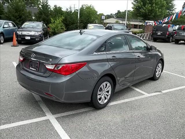 Hyundai Sonata Unknown Sedan