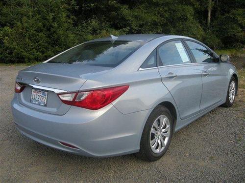 Hyundai Sonata 2011 photo 4