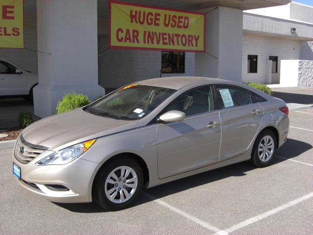 Hyundai Sonata 2011 photo 1