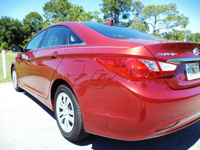 Hyundai Sonata 2011 photo 9