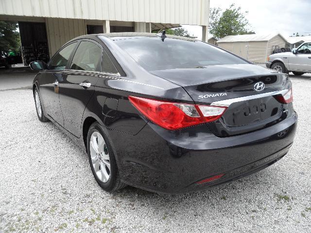 Hyundai Sonata 2011 photo 14