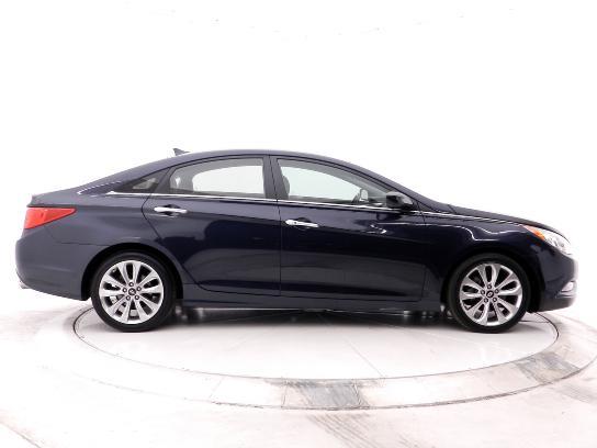 Hyundai Sonata 2011 photo 16