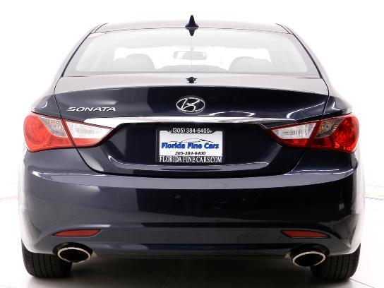 Hyundai Sonata 2011 photo 17