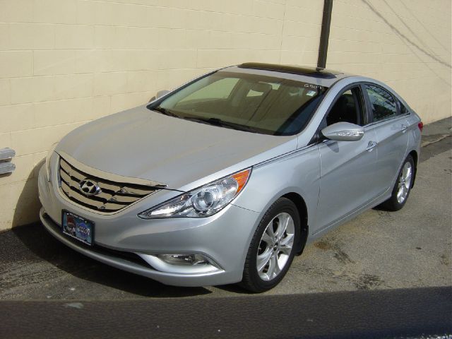 Hyundai Sonata 2011 photo 3