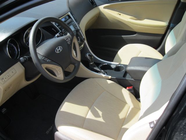 Hyundai Sonata 2011 photo 20