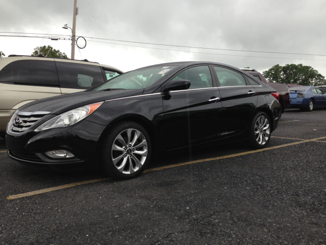 Hyundai Sonata 2011 photo 1