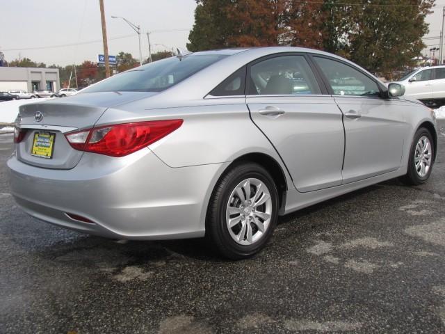 Hyundai Sonata 2011 photo 4