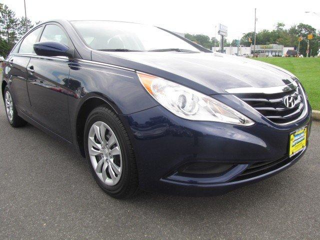 Hyundai Sonata 2011 photo 2