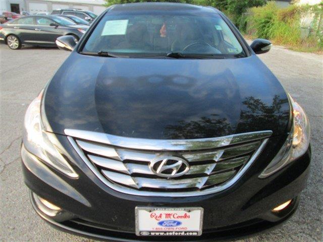 Hyundai Sonata 2011 photo 3