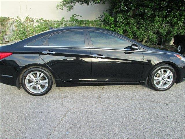 Hyundai Sonata 2011 photo 4