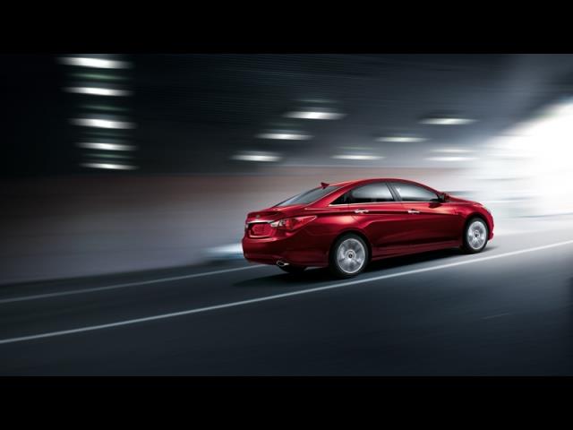 Hyundai Sonata 2011 photo 2