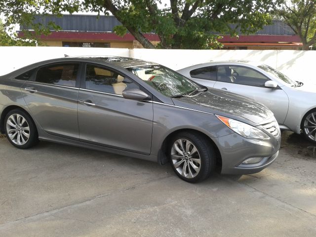 Hyundai Sonata 2011 photo 20