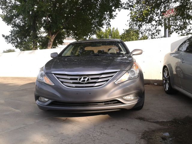 Hyundai Sonata 2011 photo 23