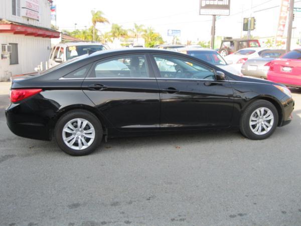 Hyundai Sonata 2011 photo 3