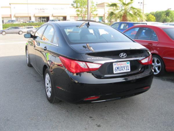 Hyundai Sonata 2011 photo 5