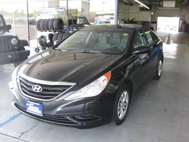 Hyundai Sonata FWD 4dr Sport Sedan