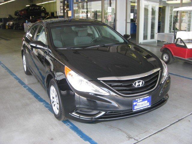 Hyundai Sonata 2011 photo 1