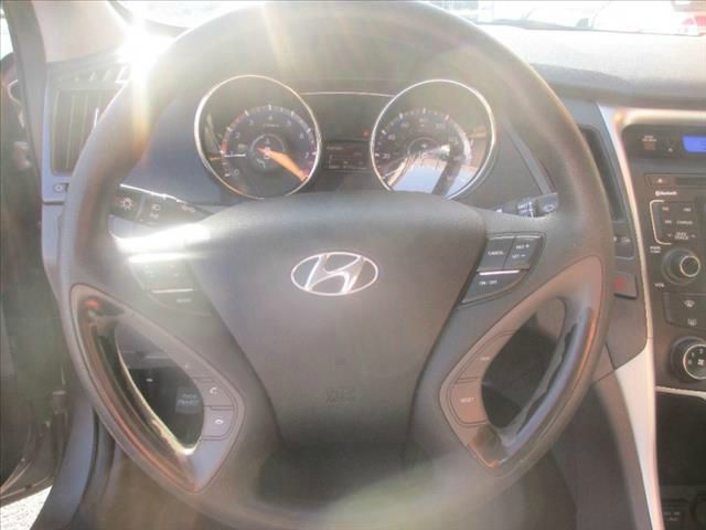 Hyundai Sonata 2011 photo 3