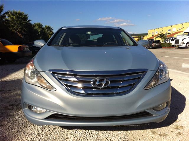 Hyundai Sonata 2012 photo 4