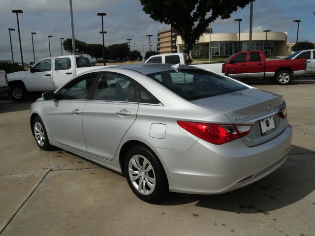 Hyundai Sonata 2012 photo 14