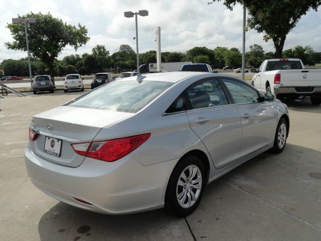 Hyundai Sonata 2012 photo 23