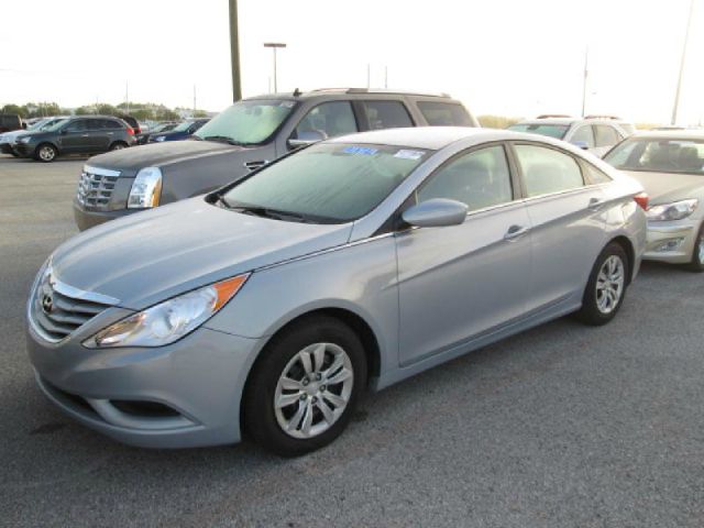 Hyundai Sonata 2012 photo 2