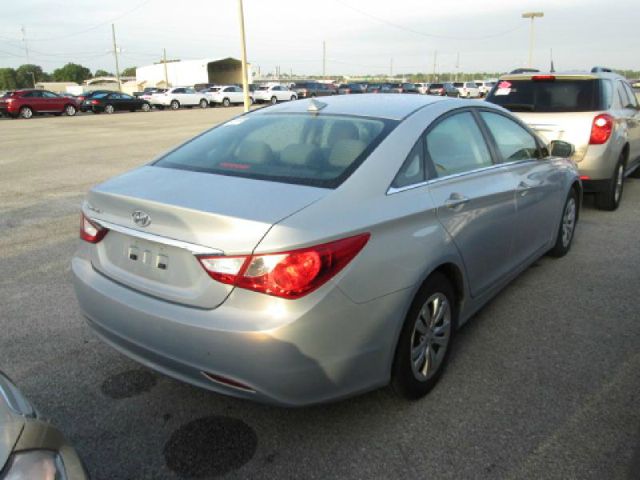 Hyundai Sonata 2012 photo 4