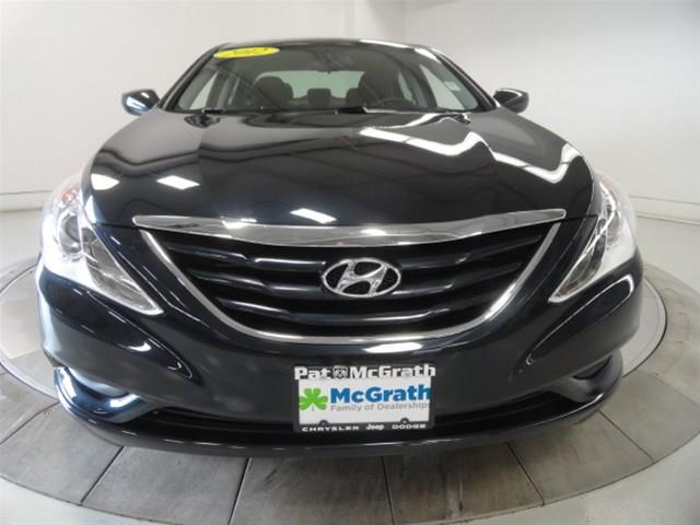 Hyundai Sonata 2012 photo 2