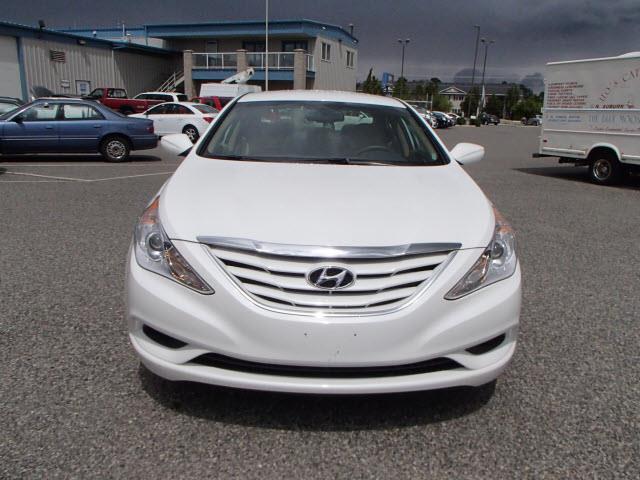 Hyundai Sonata 2012 photo 1