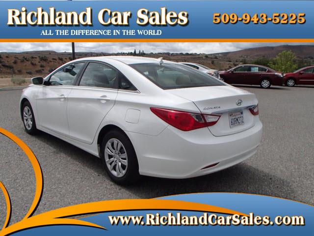 Hyundai Sonata 2012 photo 8