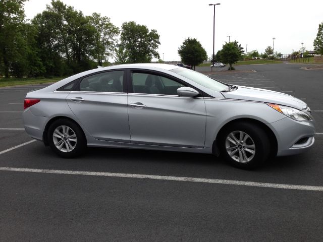 Hyundai Sonata 2012 photo 19