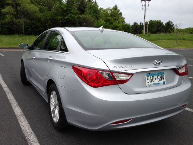 Hyundai Sonata 2012 photo 22