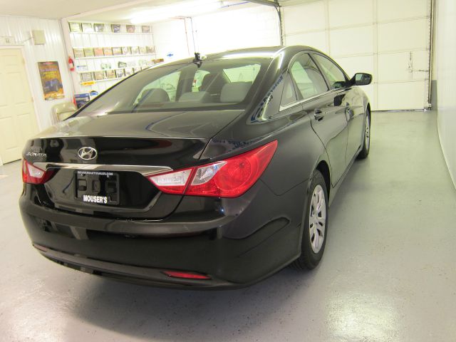 Hyundai Sonata 2012 photo 9