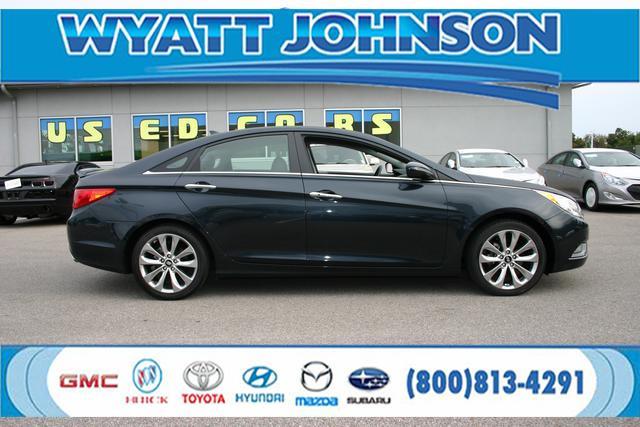 Hyundai Sonata 2012 photo 2