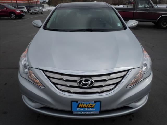 Hyundai Sonata 2012 photo 2