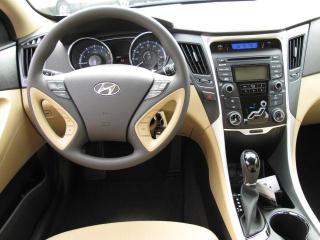 Hyundai Sonata 2012 photo 5