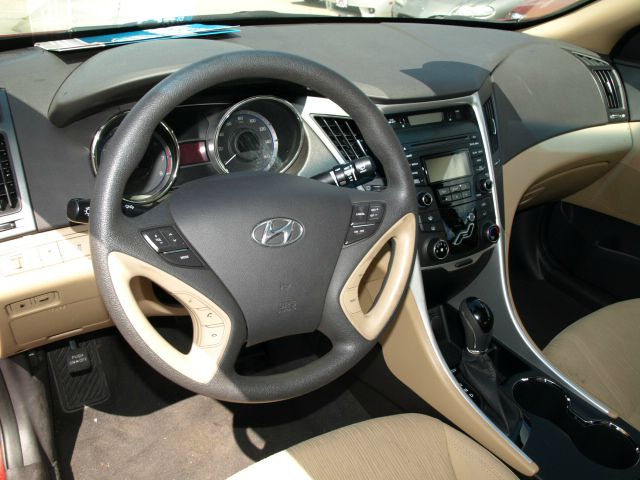 Hyundai Sonata 2012 photo 10