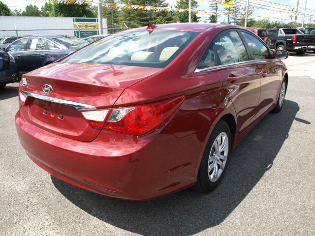 Hyundai Sonata 2012 photo 17