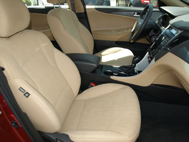 Hyundai Sonata 2012 photo 4