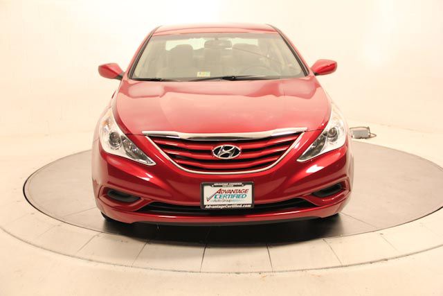 Hyundai Sonata 2012 photo 1