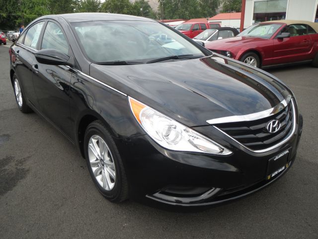 Hyundai Sonata 2012 photo 2