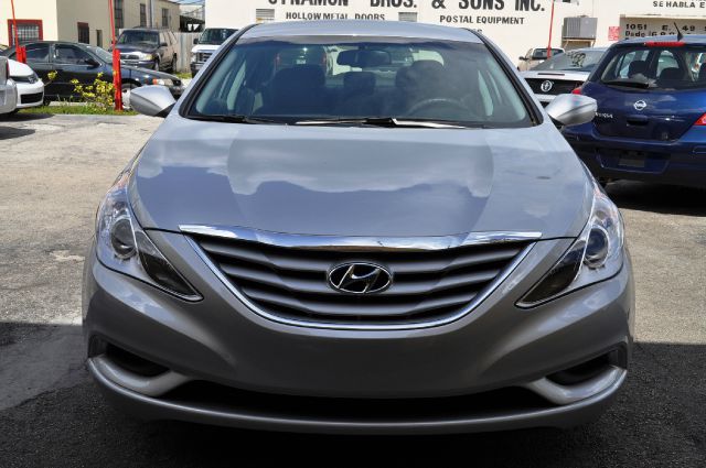 Hyundai Sonata 2013 photo 3