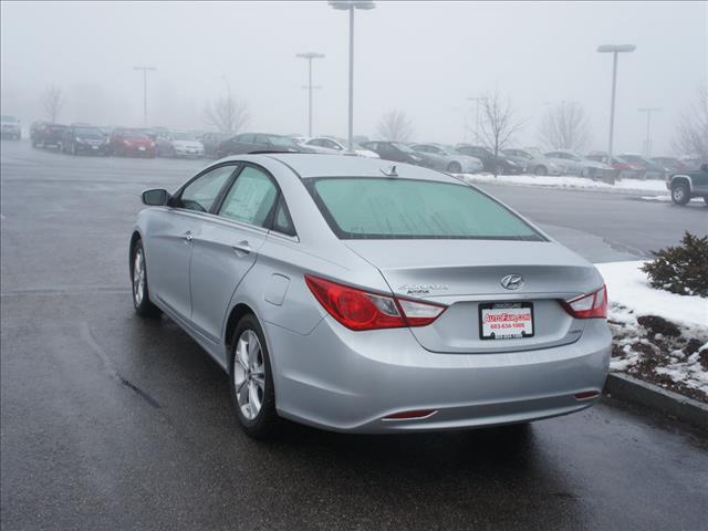 Hyundai Sonata 2013 photo 4