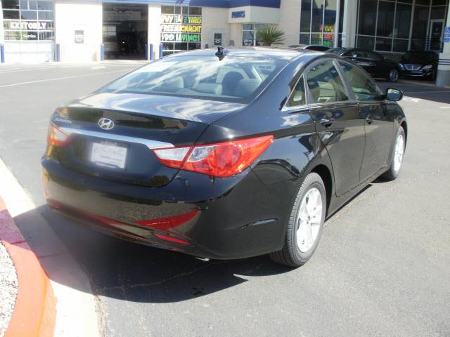 Hyundai Sonata 2013 photo 4