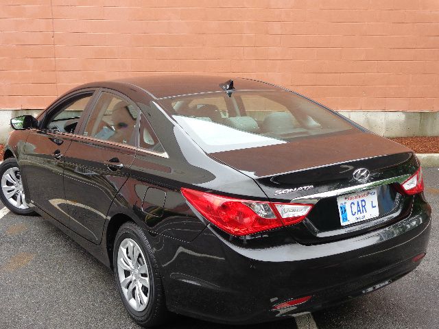 Hyundai Sonata 2013 photo 2